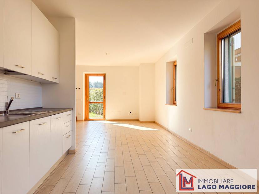 Villa a schiera in Via Milano 1037, Ispra — foto 4 di 5