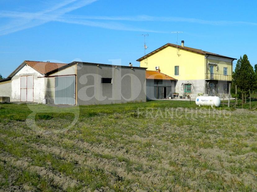 Villa bifamiliare in Via Lovara  37, Codigoro — foto 4 di 5