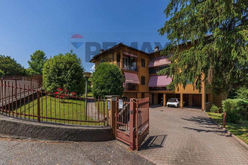 Bilocale in Via Rebolgiane 14, Laveno-Mombello — foto 3 di 5