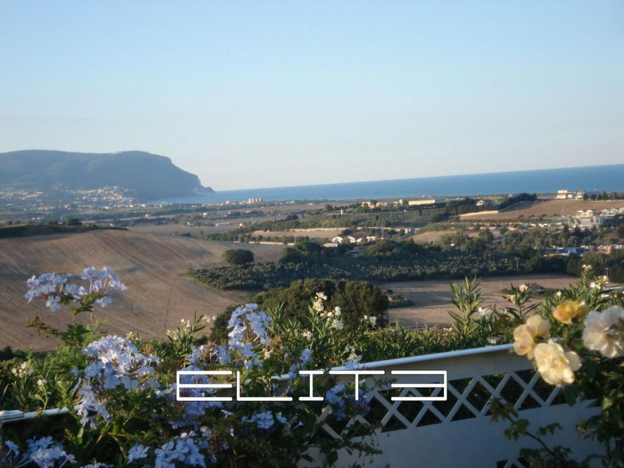 Villa in Via degli Olmi, Porto Recanati