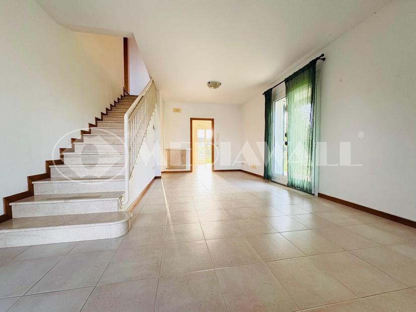 Villa a schiera, Roveredo in Piano — foto 3 di 5
