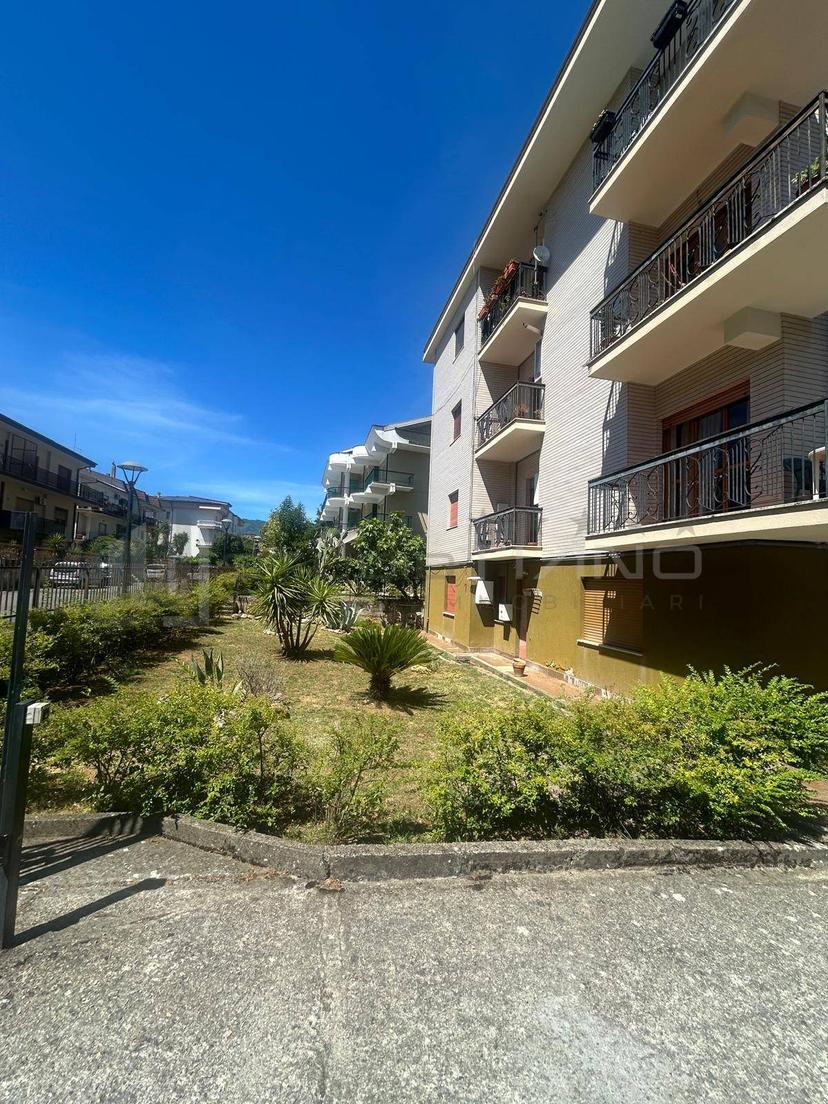 Bilocale in Via Puccini 23, Castrolibero — foto 2 di 5