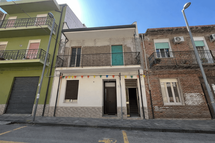 Quadrilocale in Via dei Vespri 93, Barcellona Pozzo di Gotto — foto 4 di 5