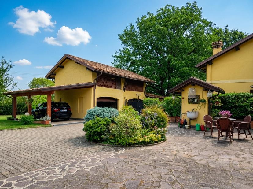 Villa bifamiliare in Via Balletti 1, Albinea — foto 2 di 5