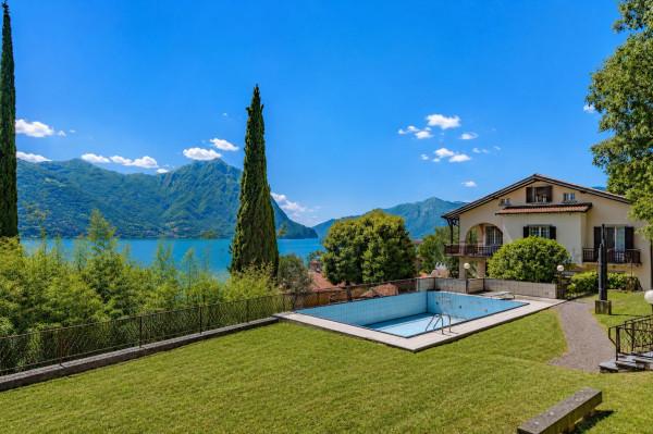 Villa bifamiliare in Via del Santo, Lovere