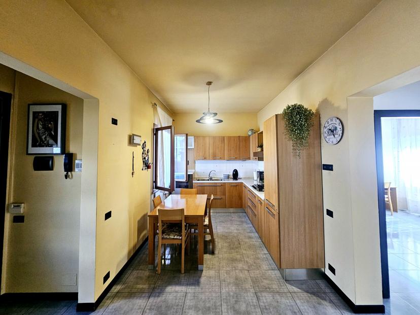 Casa indipendente in Via Precettole, Urbana — foto 3 di 5