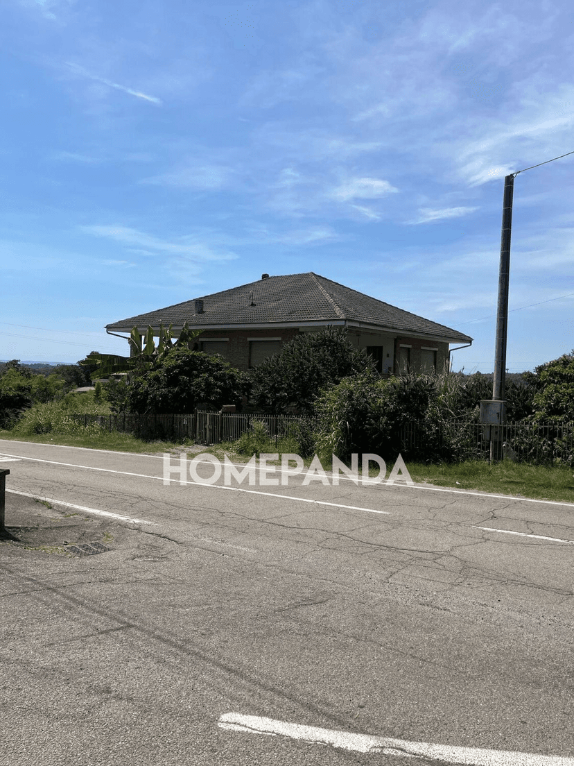 Casa indipendente in Via XX Settembre 70, Castagnole Monferrato