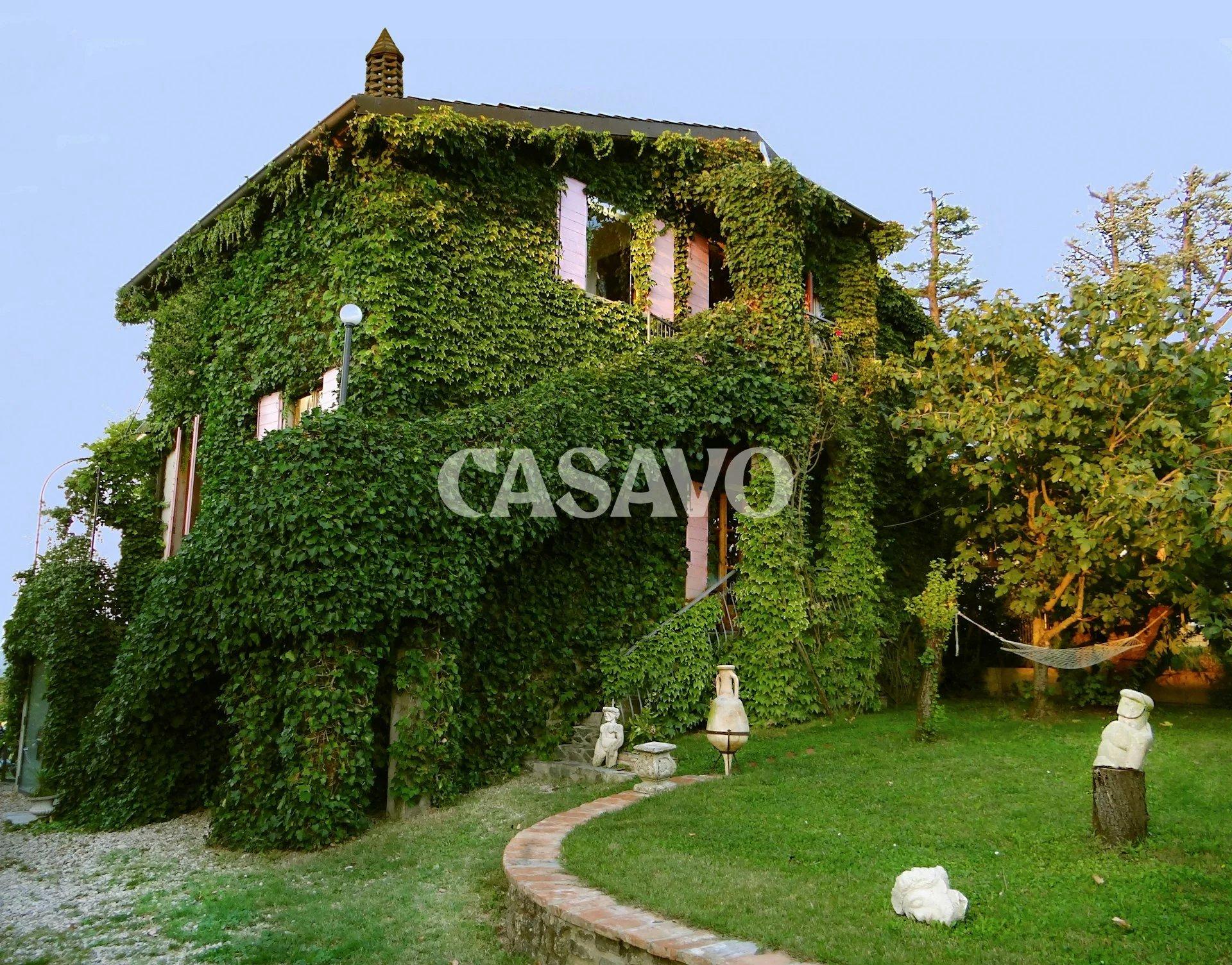 Villa in Frazione Castelrotto 11, Montecalvo Versiggia