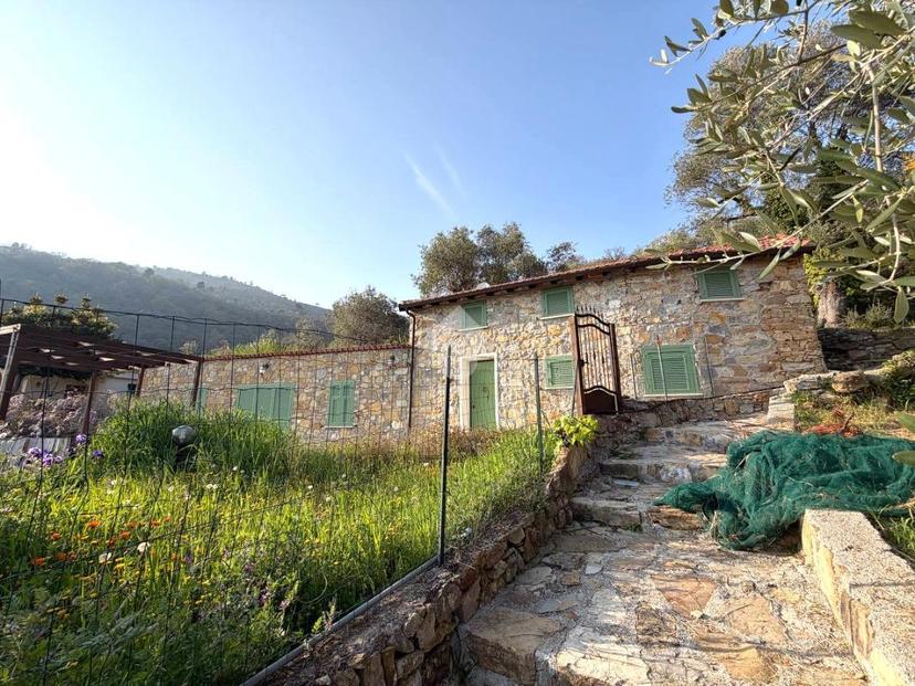 Casa indipendente in Frazione Negi Fumei, Perinaldo — foto 3 di 5