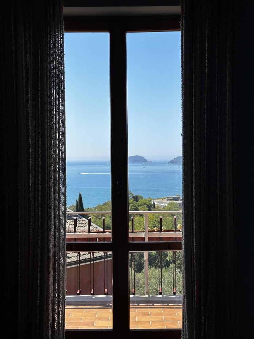 Appartamento in Ale S. Bartolome 12, Lerici