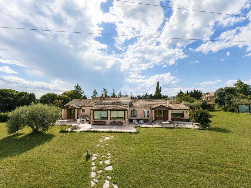Villa in Via Case di Trento 11, Giulianova — foto 4 di 5