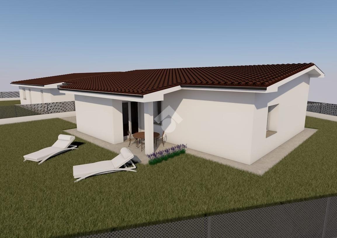 Villa in Via Europa 16, Suzzara