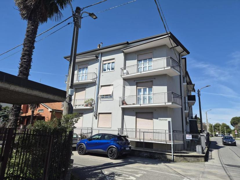 Trilocale in Via Custoza 19, Carate Brianza — foto 5 di 5