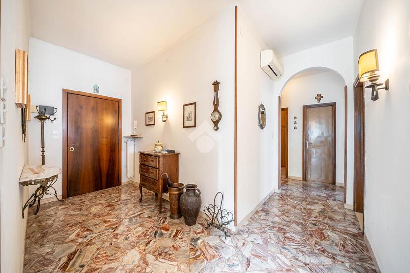 Quadrilocale in Via Monfalcone 10, Verona — foto 2 di 5