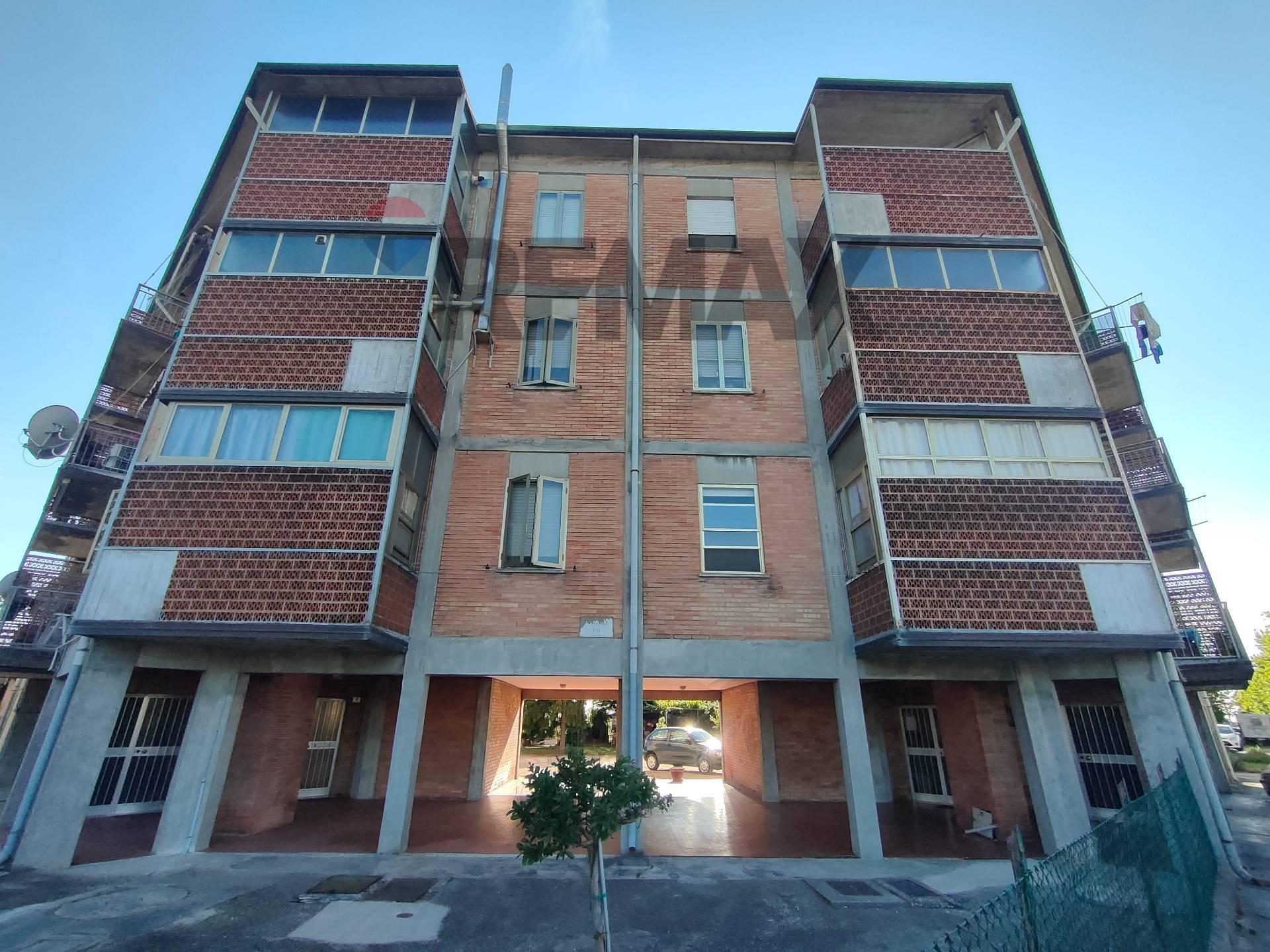 Trilocale in Piazzale Po 3, Tresignana
