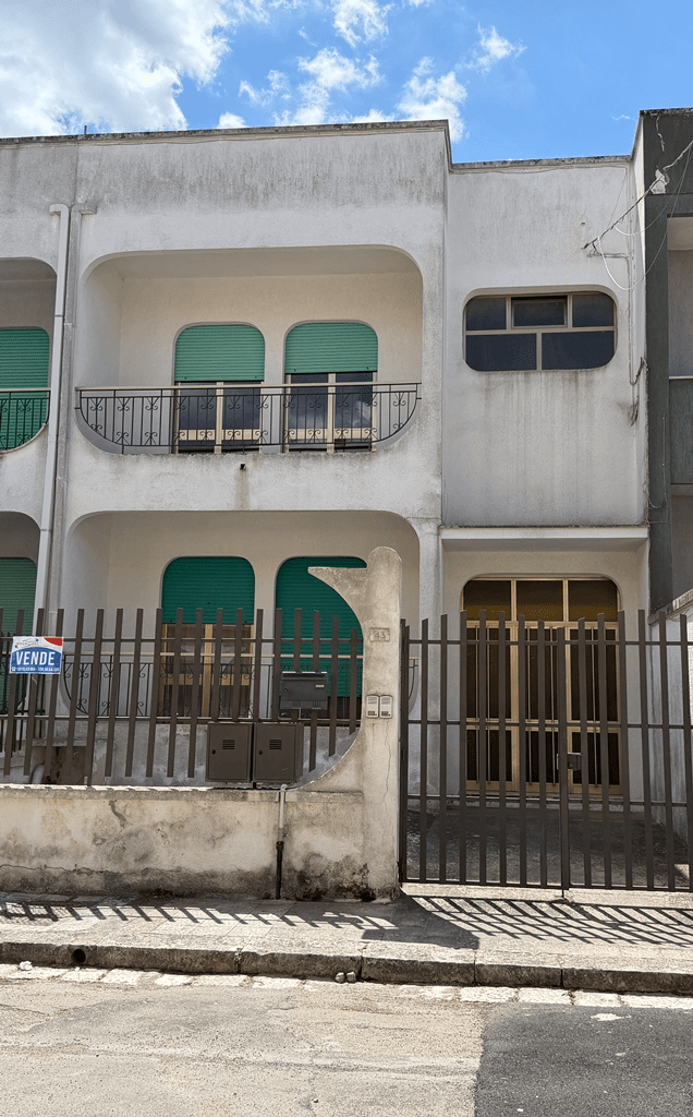 Casa indipendente in Via Martiri della Resistenza 43, Martano — foto 2 di 5