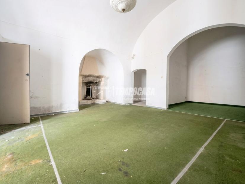 Casa indipendente in Via Don Sante Milano, Gioia del Colle — foto 3 di 5