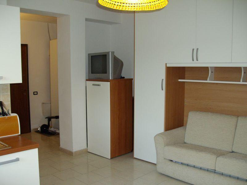 Monolocale in Via Pontebosio 47, Licciana Nardi — foto 3 di 5
