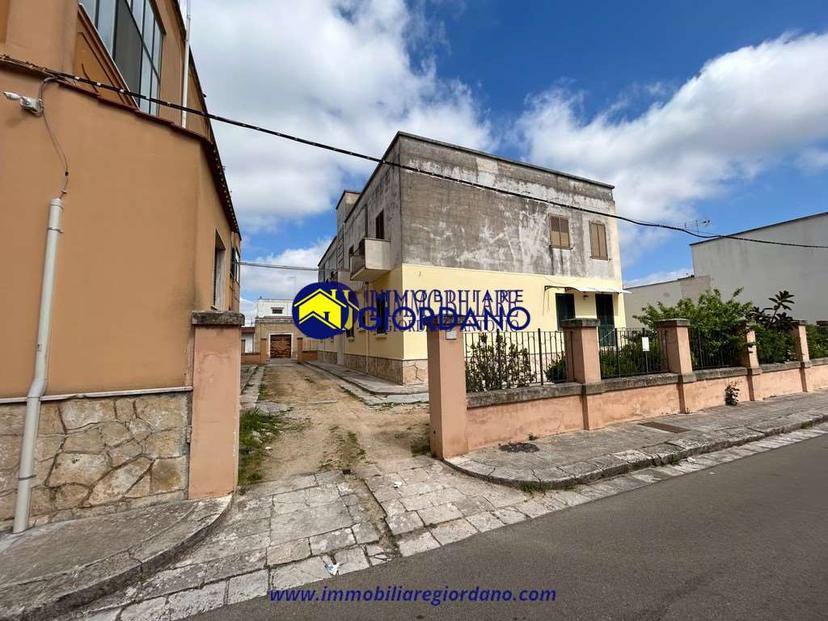 Appartamento in Via Sabotino 16, Squinzano — foto 2 di 5