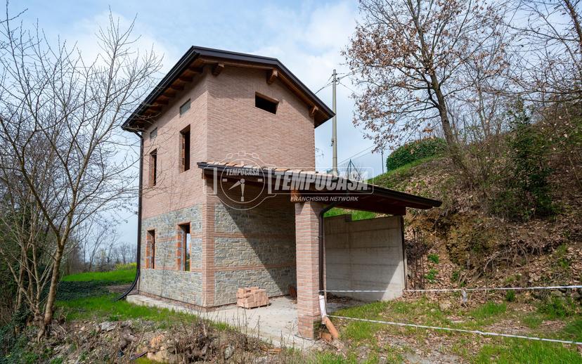 Casa indipendente in Via Montefalcone, San Polo d'Enza — foto 4 di 5