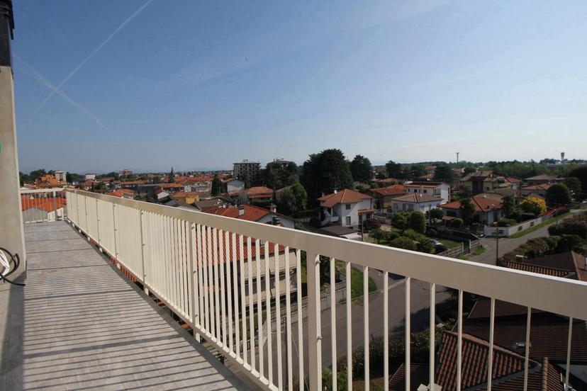 Trilocale in Via Mantova 11, Marnate — foto 3 di 5