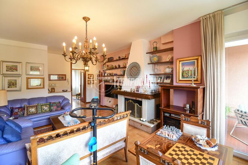 Appartamento in Via Paradiso 48//6, Lipomo — foto 3 di 5