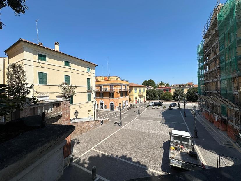 Attico in Via Camillo Benso Conte di Cavour 32, Monterotondo — foto 3 di 5