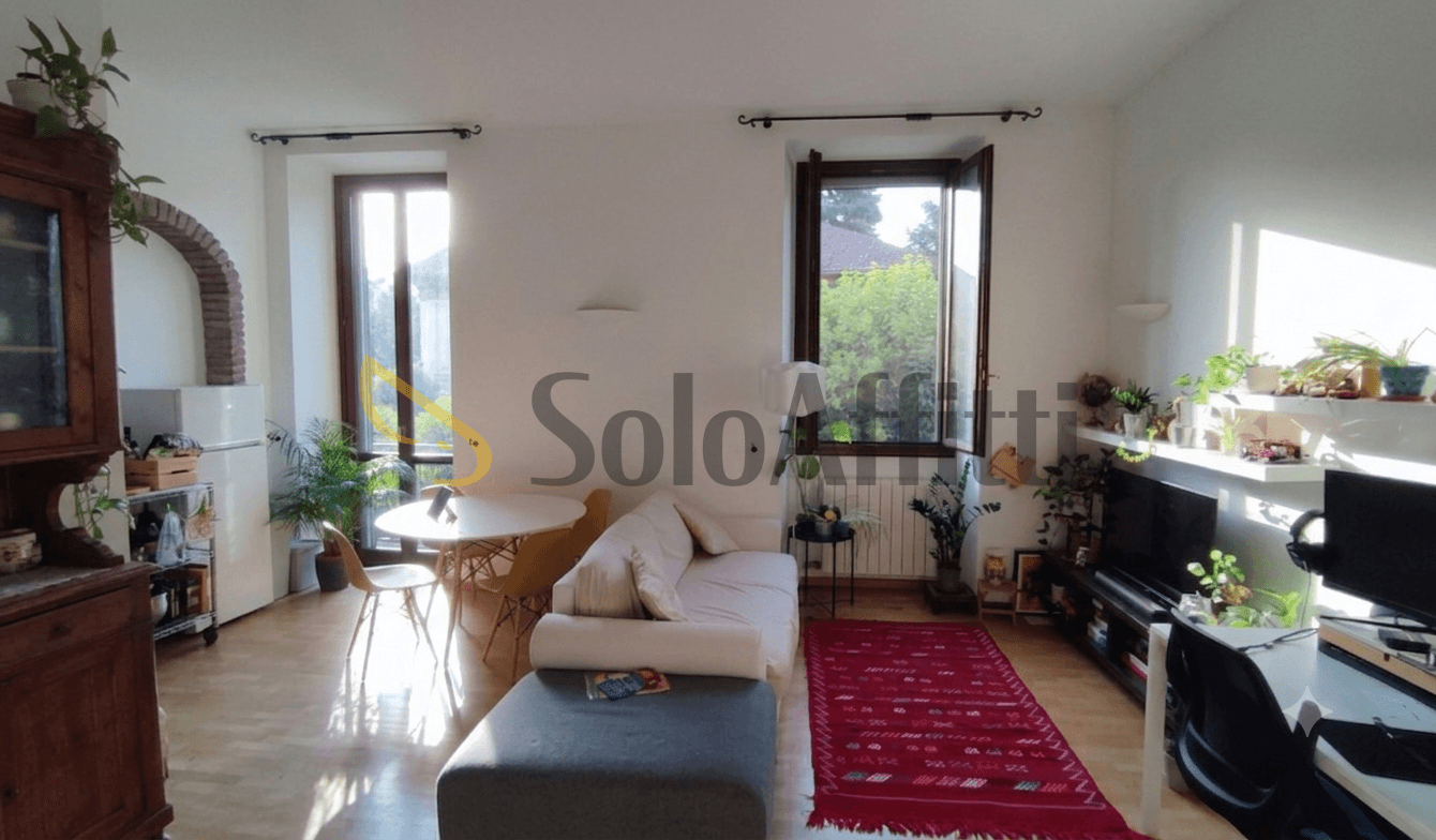 Bilocale in Corso Milano 58, Monza