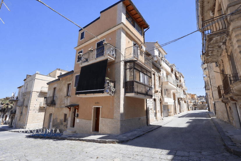 Casa indipendente in Via Santissimo Crocifisso N.57, Ramacca — foto 4 di 5