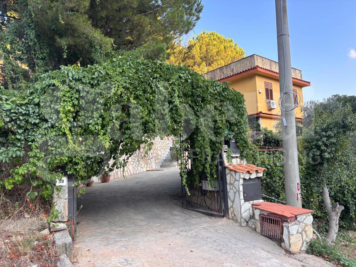 Villa in Contrada Valle Funda  58, Belmonte Mezzagno