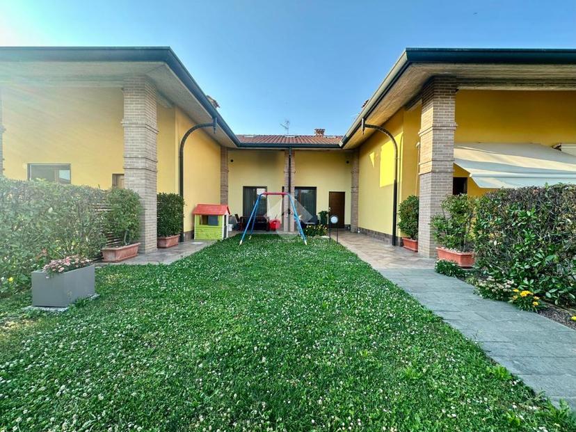 Villa in Via Roma 1, Ghisalba — foto 3 di 5