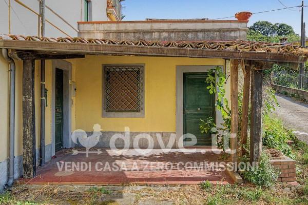 Villa in Via Vincenzo Padula 6, Settingiano