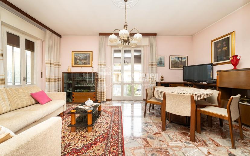 Villa in Via Pavia 6, Seriate — foto 2 di 5