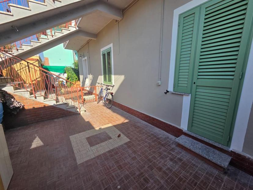 Villa quadrifamiliare, Rosignano Marittimo — foto 3 di 5