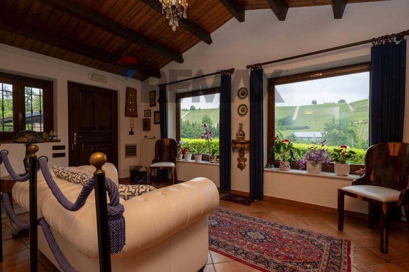 Villa in Via Rolfi 3, Santa Vittoria d'Alba — foto 5 di 5
