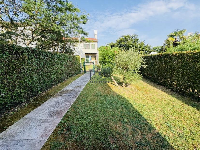 Villa a schiera in Viale delle Rondini 6, Caorle — foto 3 di 5