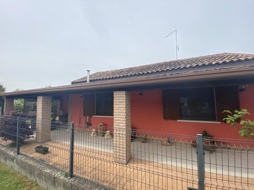 Casa indipendente in Via Messina, Porto Tolle — foto 2 di 5