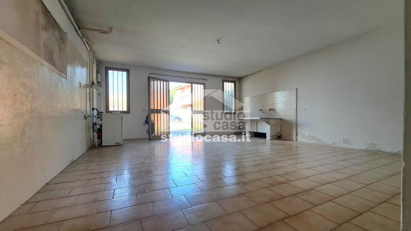 Villa a schiera in Via Spiga, Caravaggio — foto 2 di 5