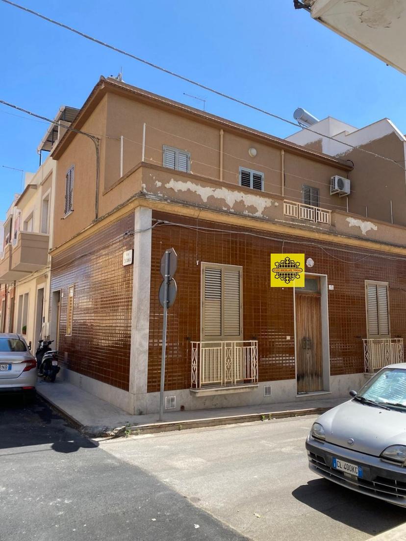 Casa indipendente, Avola