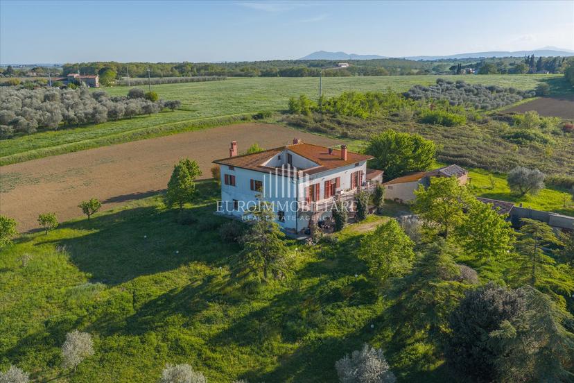 Casale in Via Paganico 2, Castiglione del Lago — foto 4 di 5
