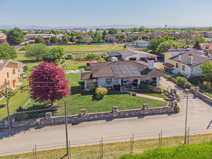 Villa unifamiliare, Gonars — foto 4 di 5