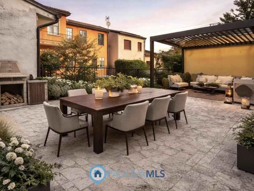 Villa a schiera in Via Lungargine Brusegana, Padova