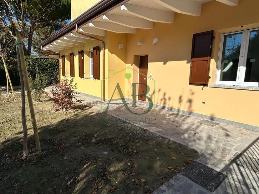 Terratetto plurifamiliare, Russi — foto 2 di 5