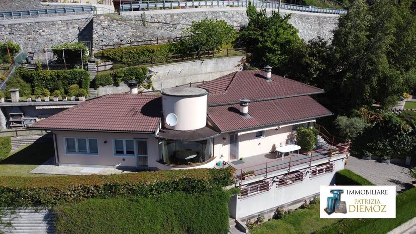 Villa in Regione Bioula, Aosta — foto 2 di 5