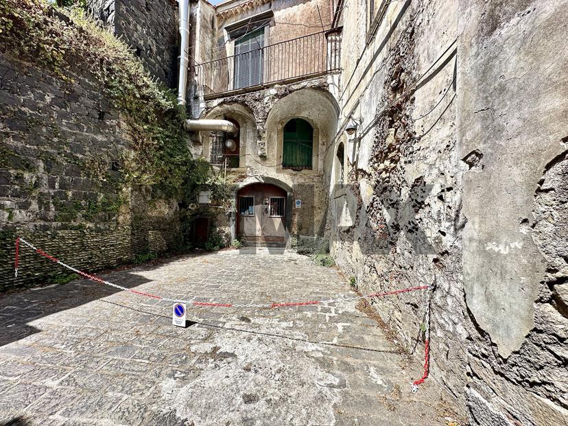 Casa indipendente in Via Federico Secondo 14, Castiglione di Sicilia — foto 3 di 5