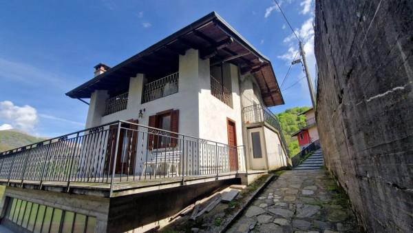 Terratetto unifamiliare in Via Sambughetto, Valstrona