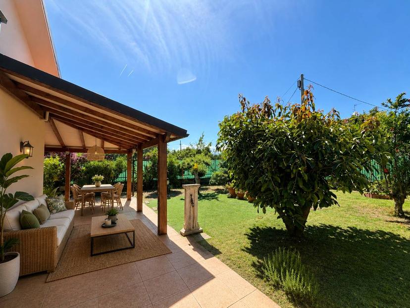 Villa in Regione Poggi di Leca, Albenga — foto 2 di 5