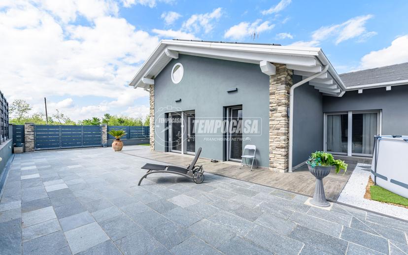 Villa in Via Vecchia di Cuneo 86, Mondovì — foto 4 di 5