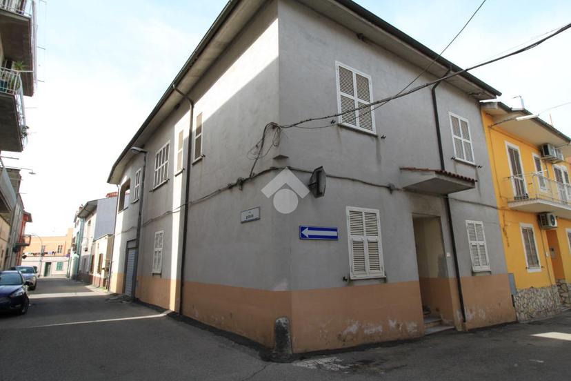 Casa indipendente in Via Genova 1, Canino — foto 3 di 5