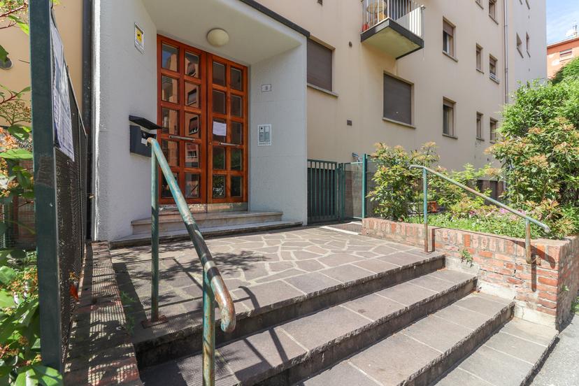 Trilocale in Via Ermanno Galeotti 3, Bologna